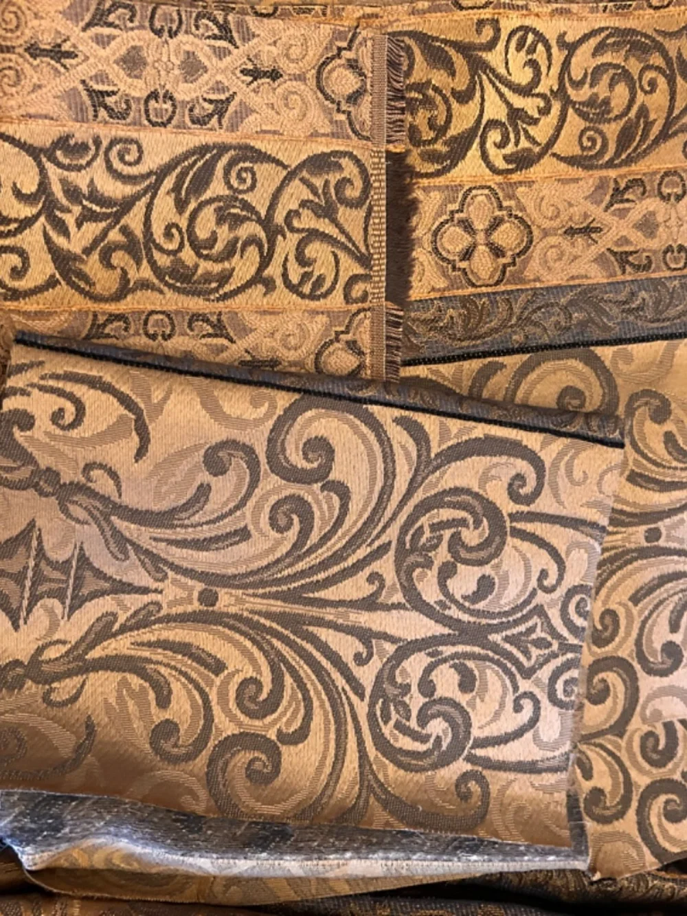 Upholstery High end fabric  great for pillows, chairs or drapery.  New!